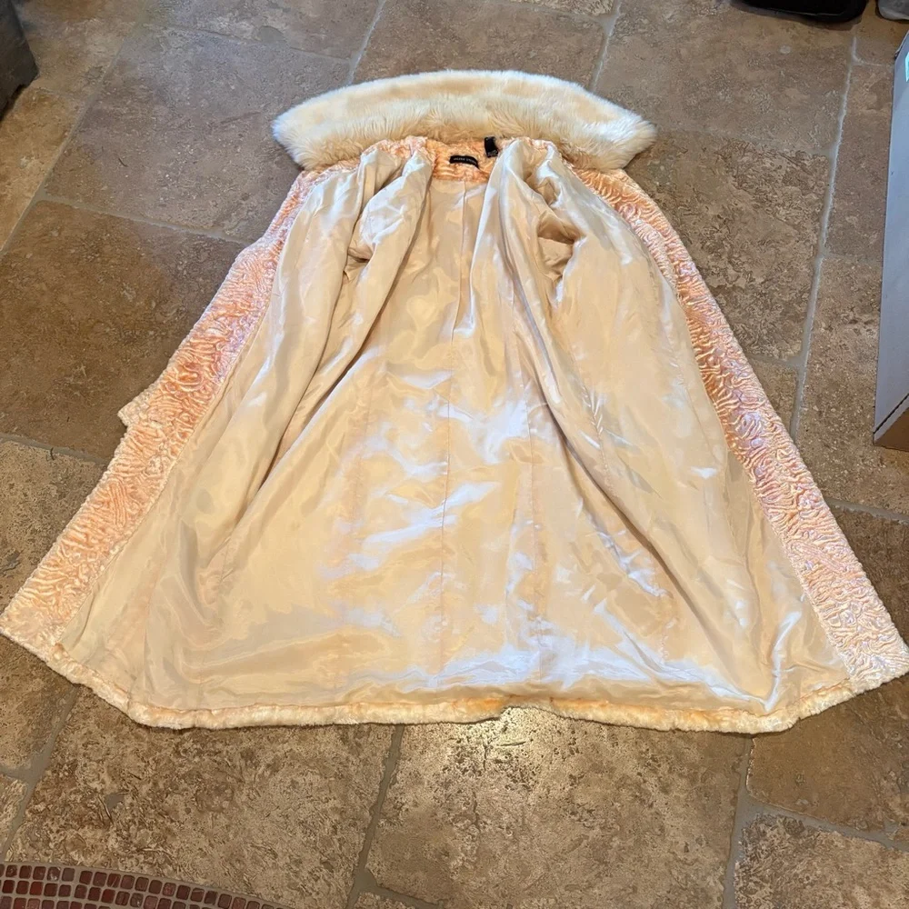 VALERIE STEVENS Orange Cream Textured Faux Fur Button Coat Size Large